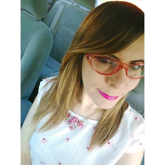 Meet your Posher, Anne - Picture 1 of 1